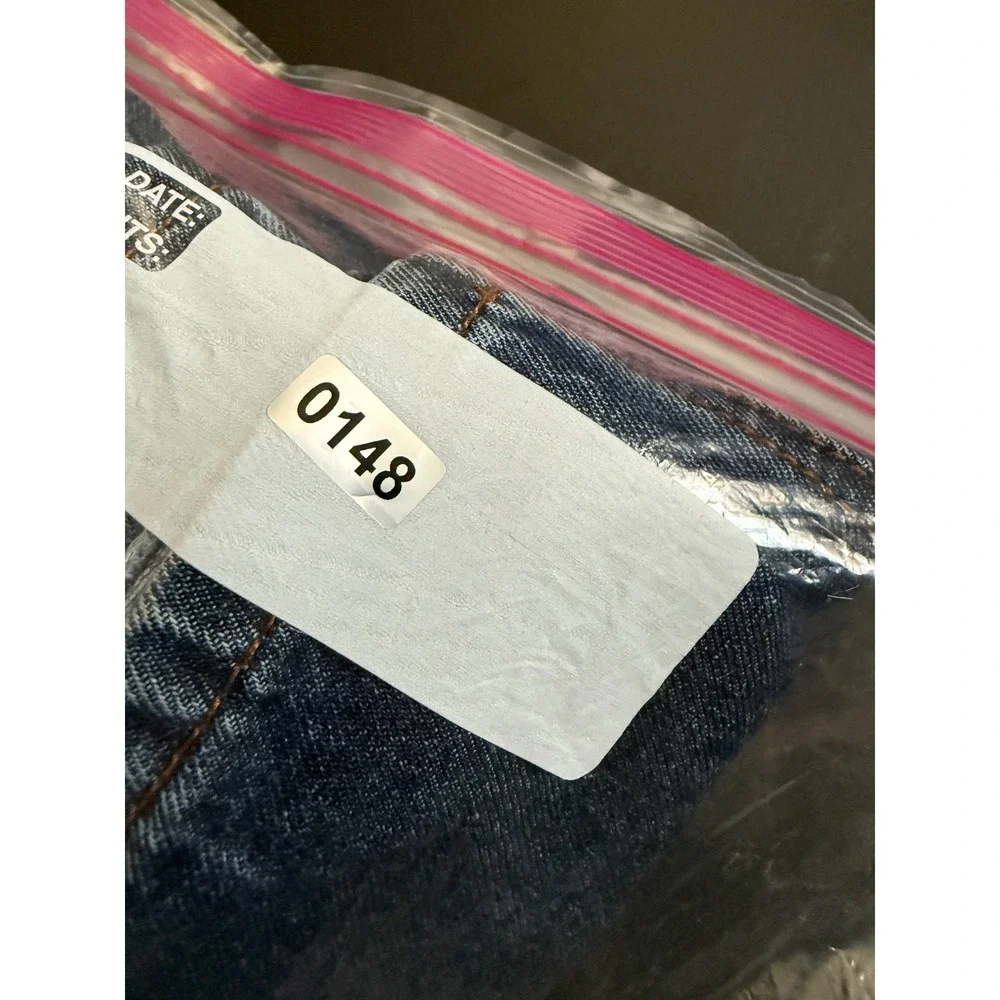 Switch Remarkable Mens Distressed Blue Denim Jeans 40x32 Straight Leg Cotton‎